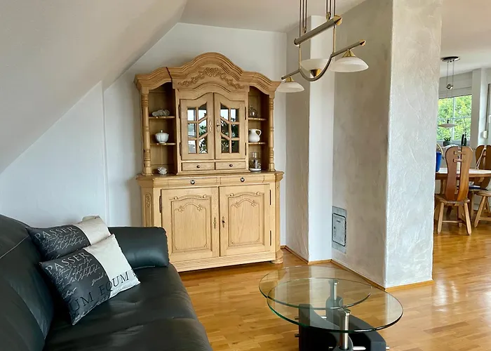 Moderne Ferienwohnung Mit Sonnenbalkon In Fretter